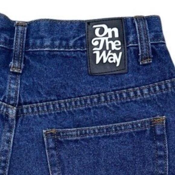 On The Way Denim Jean Shortie Shorts Women's Medium Blue High Waisted Zip Fly - Picture 9 of 10